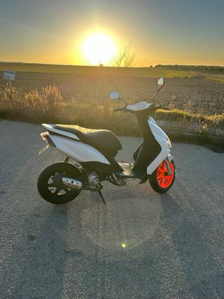 Yamaha Jog RR Scooter