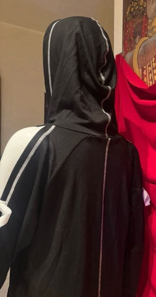 Vestido Sudadera Negro con Capucha