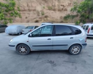 Piloto trasero izquierdo renault scenic 1.9 99716