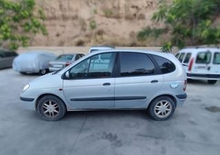 Piloto trasero derecho renault scenic 1.9 99715