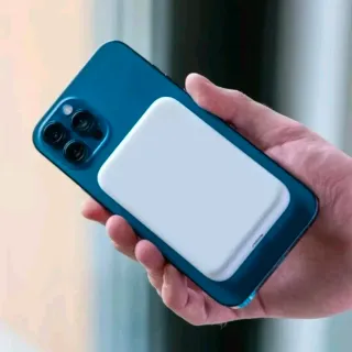 Caricabatterie 12000mAh Power Bank Magnetico  Smar