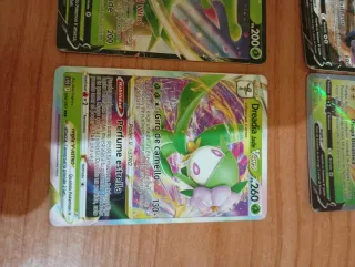 Cartas Pokémon Heatran VMAX 330 HP