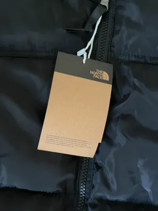 Abrigo the north facé negro