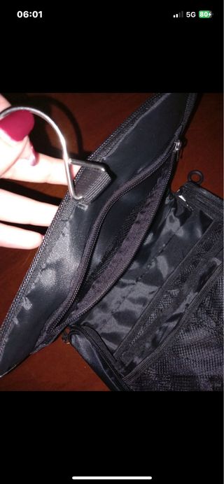 Borsa portaoggetti/cosmetici Hollister nera