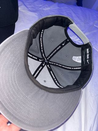 Gorras New Era y Nike