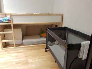 Cuna de viaje plegable