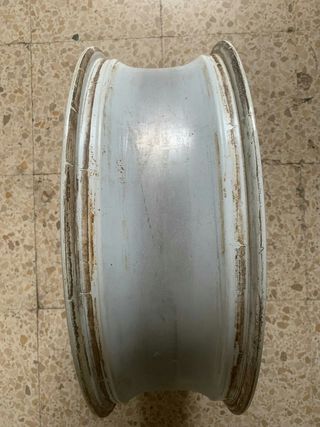 Llanta Trasera Honda RC30