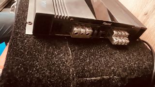 Equipo de sonido coche JBL + Magnat 1.6 kW