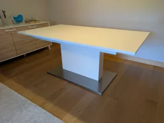 Mesa comedor extensible blanca metal