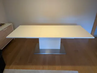 Mesa comedor extensible blanca metal