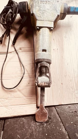 Martillo demoledor Bosch GSH 27 V potente