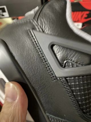 Air Jordan 4 Bred Retro OG Negro Rojo Talla 39