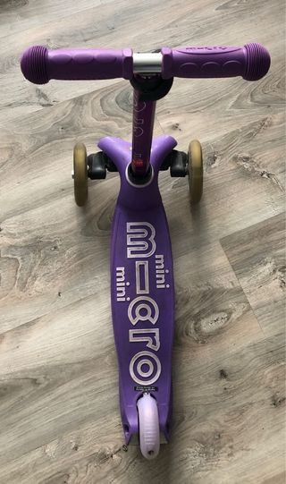 Patinete Micro Mini LED lila