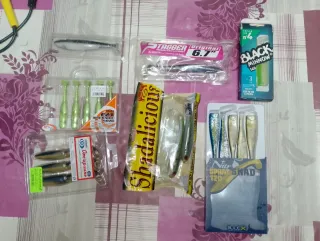 Lotes de señuelos de pesca variados