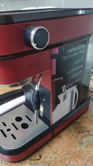 Cafetera Cecotec Cafelizzia 790 Shiny Pro