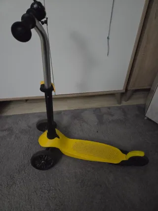 Patinete infantil 3 ruedas amarillo