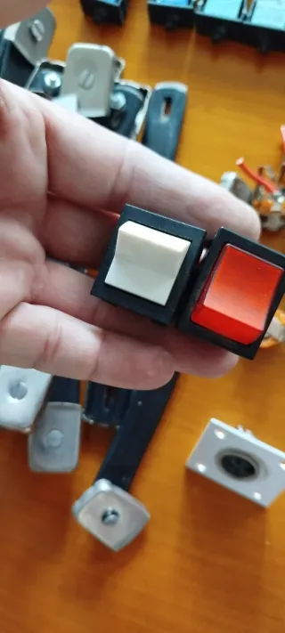 Material eléctrico variado