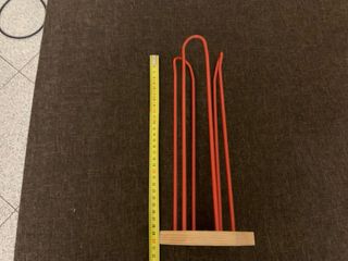 Porta bicchieri legno e metallo rosso