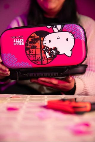 Custodia protettiva Hello Kitty per Nintendo Switch e Switch Lite