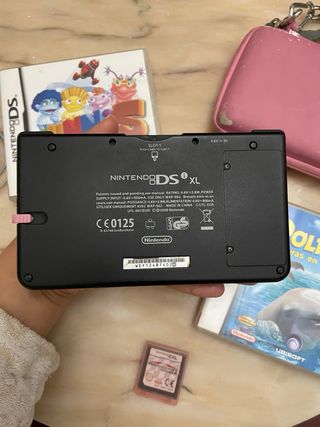 Nintendo DS XL Roja + Juegos