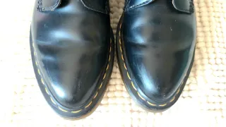 Anfibi Dr. Martens 10 buchi e zip punta Tg 41