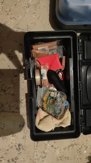 Cañas de pescar y carretes