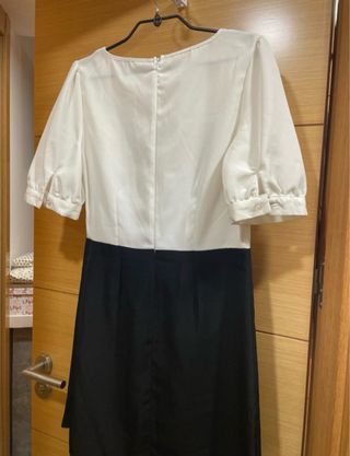 Vestido clásico blanco y negro