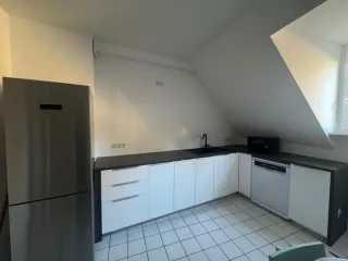 Cocina IKEA Negra y Blanca