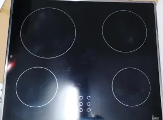 Piani cottura a vetroceramica 4 fuochi in buone condizioni
