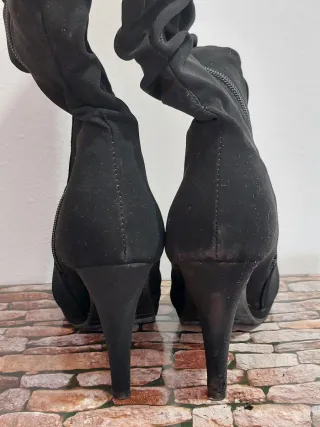 Stivali donna neri con tacco