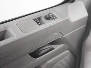 Volkswagen Transporter 2.0 TDI 150CV Combi 9 plazas