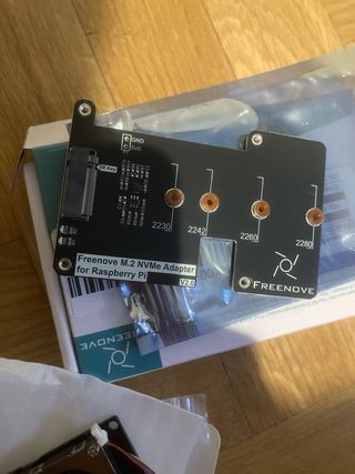 Adaptador Freenove M.2 NVMe para Raspberry Pi