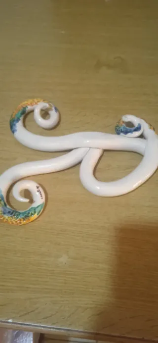 Lettera R decorativa