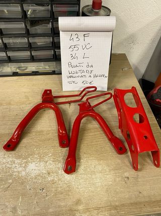 Staffe poggiapiedi supporto motore verniciate