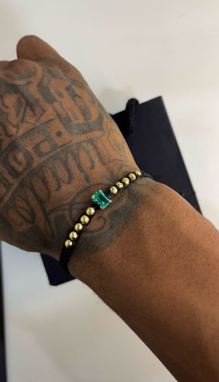 Pulsera Macramé Oro y Esmeralda