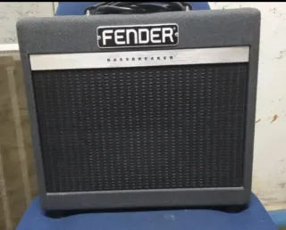 Amplificador  guitarra Fender Bassbreaker 007