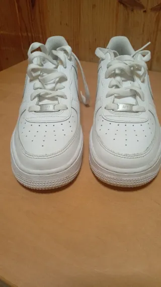Nike Air Force 1 Talla 38.5 Un Solo Uso