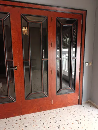 4 Puertas de Madera con Cristal