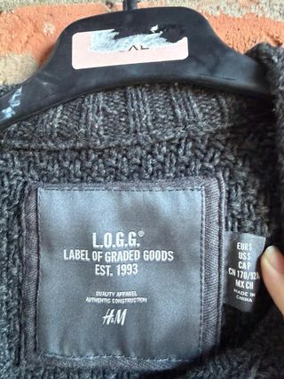 Jersey de punto trenzado gris