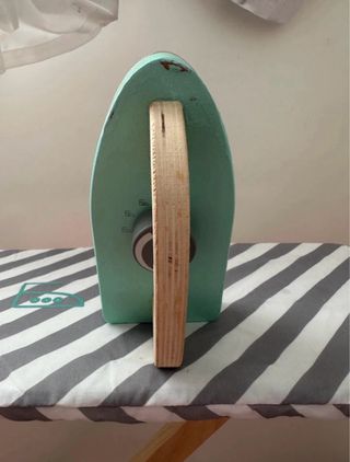 Tabla de planchar de madera infantil