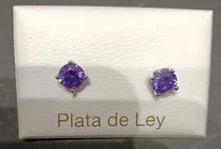 Pendientes de piedras variadas