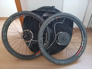 Ruedas MTB 26” DT Swiss + Cassette y Discos