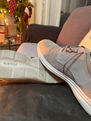 Zapatos Geox grises