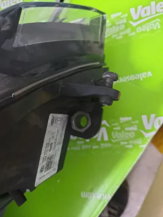 Faro Izquierdo Golf 7 5G1 941.035