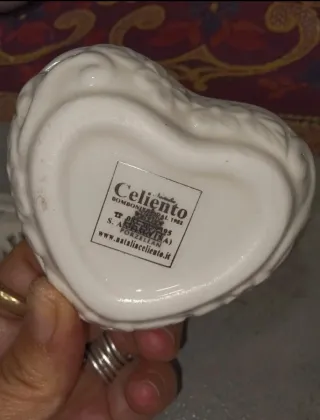 Portagioie a cuore in ceramica
