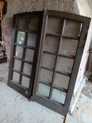 Lote de ventanas de madera