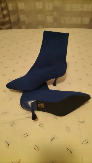 Botines de tacón azul y amarillo tallas 37 /38/40