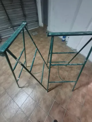 2 Caballetes %%%OFERTA ;€%€€Metálicos Verdes