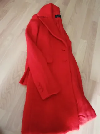 Abrigo Massimo Dutti Rojo