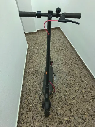 Patinete Eléctrico Xiaomi Poco Uso
